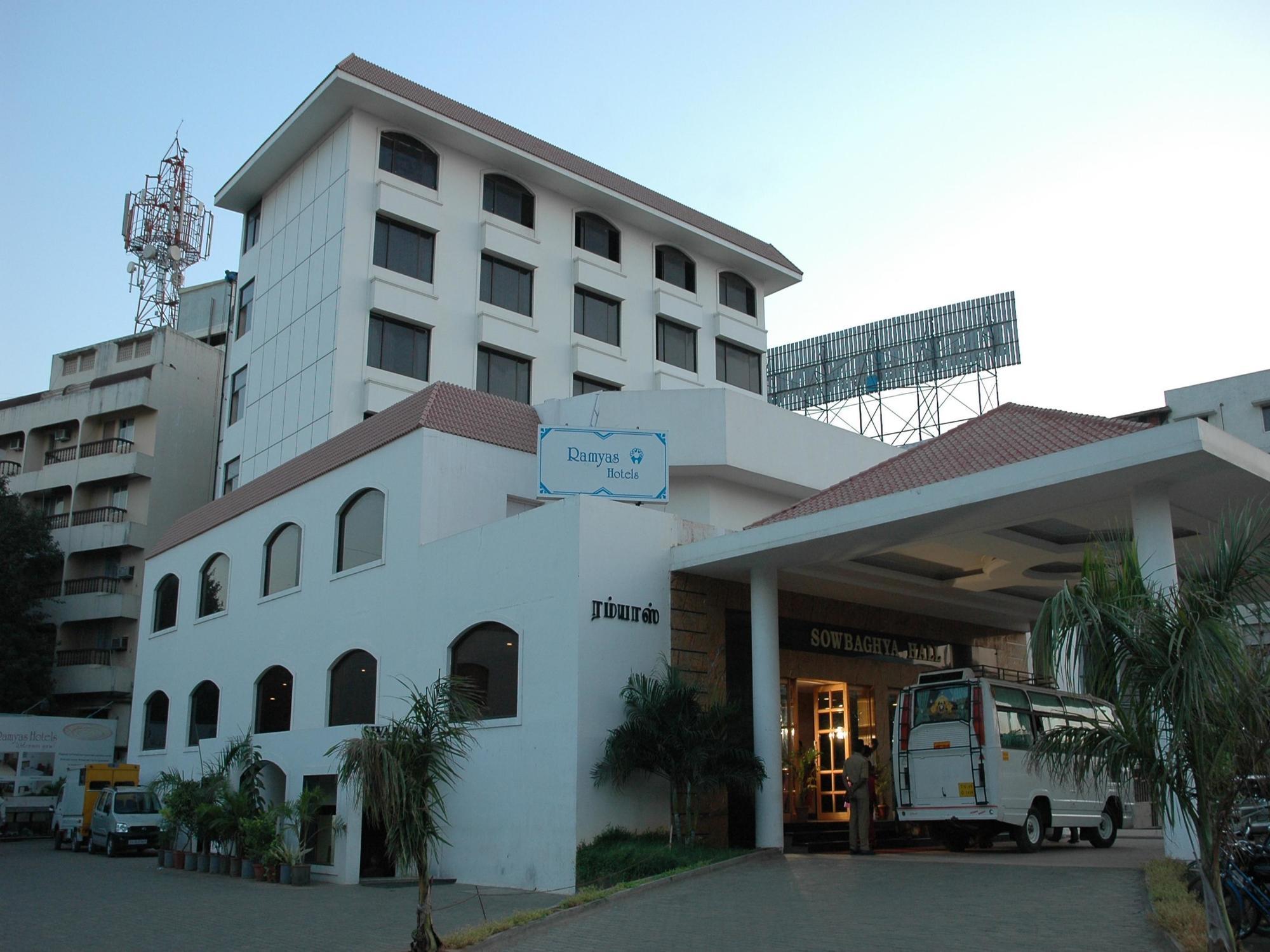 Ramyas Hotels Tiruchirappalli Exteriér fotografie
